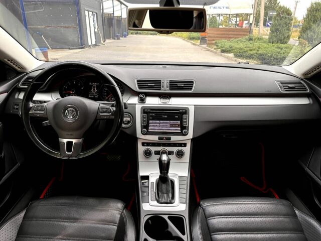 Красный Фольксваген Пассат СС, объемом двигателя 2 л и пробегом 182 тыс. км за 10700 $, фото 18 на Automoto.ua