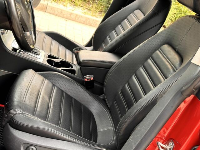 Красный Фольксваген Пассат СС, объемом двигателя 2 л и пробегом 182 тыс. км за 10700 $, фото 12 на Automoto.ua