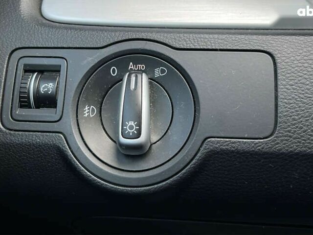 Фольксваген Пассат СС, объемом двигателя 2 л и пробегом 141 тыс. км за 10890 $, фото 18 на Automoto.ua