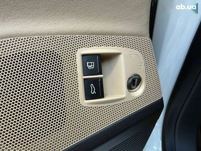 Фольксваген Пассат СС, об'ємом двигуна 2 л та пробігом 191 тис. км за 12790 $, фото 16 на Automoto.ua