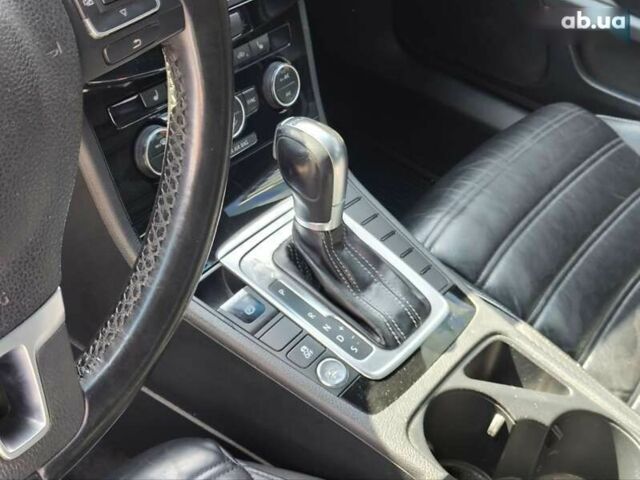 Фольксваген Пассат СС, объемом двигателя 2 л и пробегом 284 тыс. км за 9999 $, фото 20 на Automoto.ua