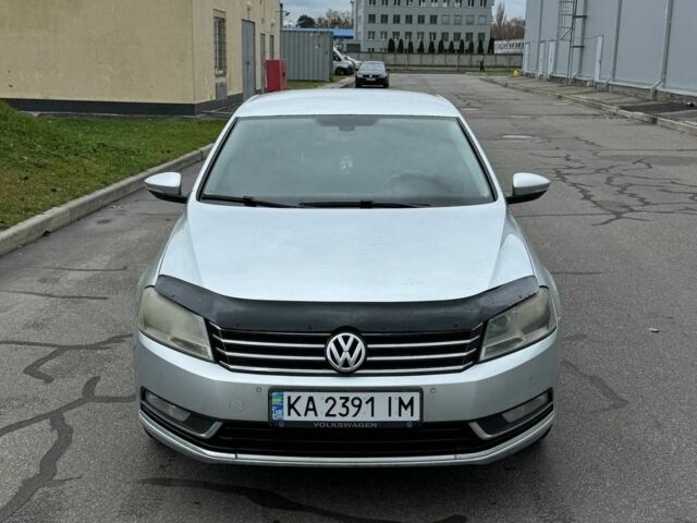 Серый Фольксваген Пассат СС, объемом двигателя 1.8 л и пробегом 192 тыс. км за 7999 $, фото 4 на Automoto.ua