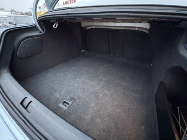 Сірий Фольксваген Пассат СС, об'ємом двигуна 2 л та пробігом 133 тис. км за 7600 $, фото 5 на Automoto.ua