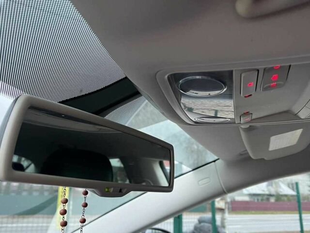 Серый Фольксваген Пассат СС, объемом двигателя 2 л и пробегом 165 тыс. км за 10600 $, фото 16 на Automoto.ua