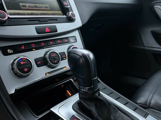 Серый Фольксваген Пассат СС, объемом двигателя 2 л и пробегом 165 тыс. км за 10600 $, фото 14 на Automoto.ua