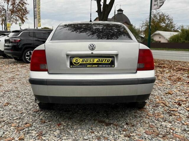 Серый Фольксваген Пассат СС, объемом двигателя 1.8 л и пробегом 268 тыс. км за 3900 $, фото 4 на Automoto.ua