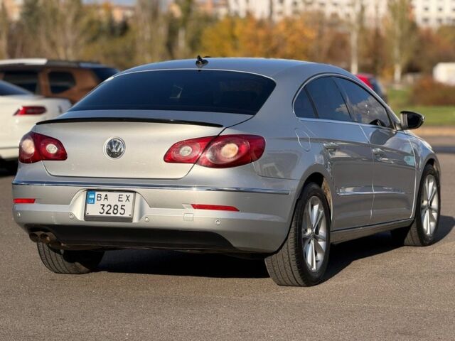 Серый Фольксваген Пассат СС, объемом двигателя 2 л и пробегом 275 тыс. км за 7800 $, фото 3 на Automoto.ua