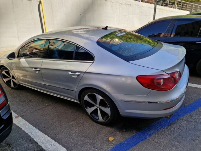 Серый Фольксваген Пассат СС, объемом двигателя 2 л и пробегом 260 тыс. км за 174 $, фото 2 на Automoto.ua