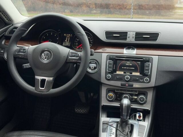 Сірий Фольксваген Пассат СС, об'ємом двигуна 2 л та пробігом 180 тис. км за 8200 $, фото 7 на Automoto.ua