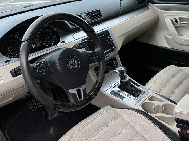 Серый Фольксваген Пассат СС, объемом двигателя 2 л и пробегом 275 тыс. км за 6500 $, фото 7 на Automoto.ua