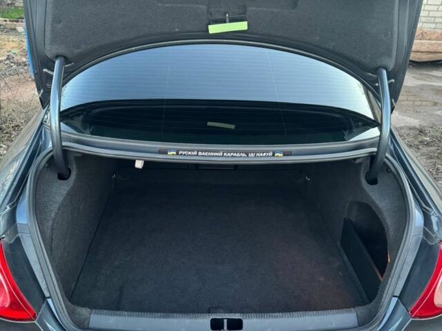 Сірий Фольксваген Пассат СС, об'ємом двигуна 2 л та пробігом 196 тис. км за 7800 $, фото 4 на Automoto.ua