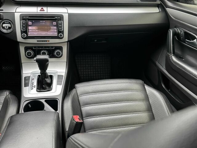 Серый Фольксваген Пассат СС, объемом двигателя 2 л и пробегом 275 тыс. км за 9000 $, фото 6 на Automoto.ua