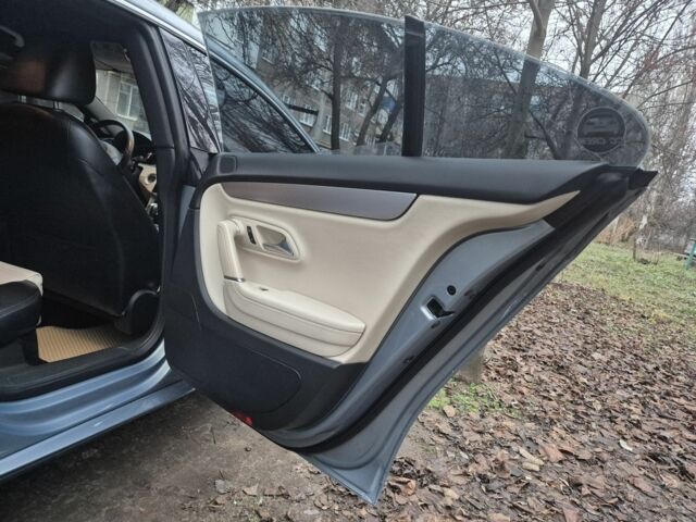 Сірий Фольксваген Пассат СС, об'ємом двигуна 2 л та пробігом 212 тис. км за 7200 $, фото 14 на Automoto.ua