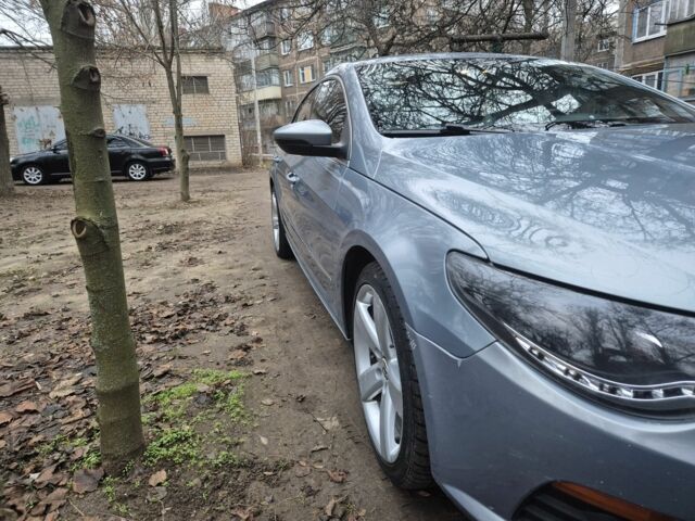 Сірий Фольксваген Пассат СС, об'ємом двигуна 2 л та пробігом 212 тис. км за 7200 $, фото 2 на Automoto.ua