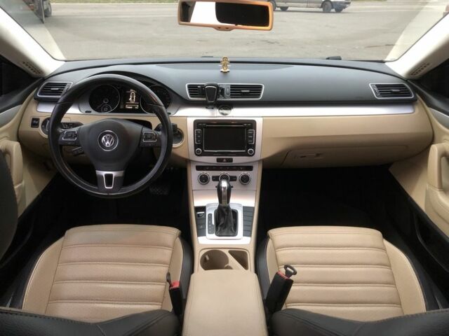 Серый Фольксваген Пассат СС, объемом двигателя 2 л и пробегом 171 тыс. км за 9800 $, фото 13 на Automoto.ua