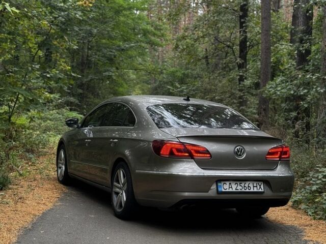 Серый Фольксваген Пассат СС, объемом двигателя 2 л и пробегом 177 тыс. км за 9500 $, фото 6 на Automoto.ua