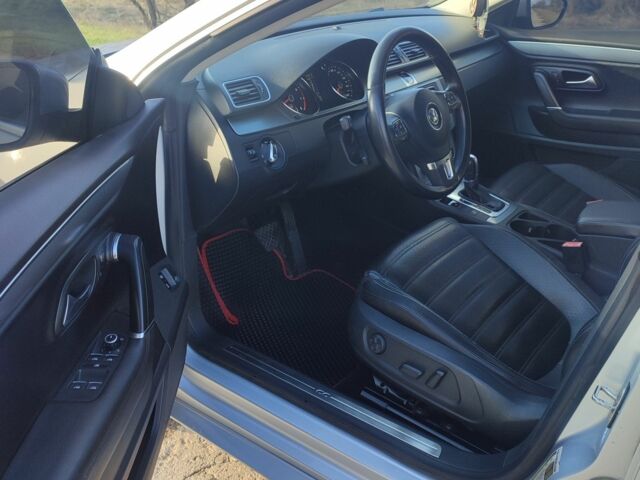 Сірий Фольксваген Пассат СС, об'ємом двигуна 2 л та пробігом 219 тис. км за 9800 $, фото 5 на Automoto.ua