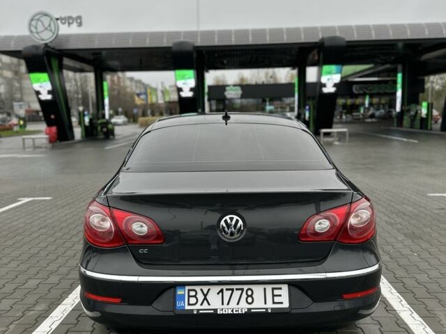 Серый Фольксваген Пассат СС, объемом двигателя 2 л и пробегом 178 тыс. км за 9900 $, фото 1 на Automoto.ua