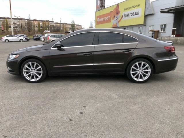 Серый Фольксваген Пассат СС, объемом двигателя 2 л и пробегом 171 тыс. км за 9800 $, фото 2 на Automoto.ua