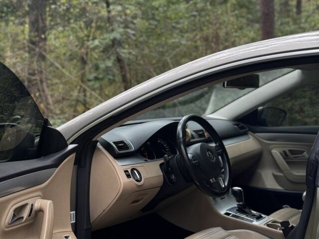 Серый Фольксваген Пассат СС, объемом двигателя 2 л и пробегом 177 тыс. км за 9500 $, фото 14 на Automoto.ua