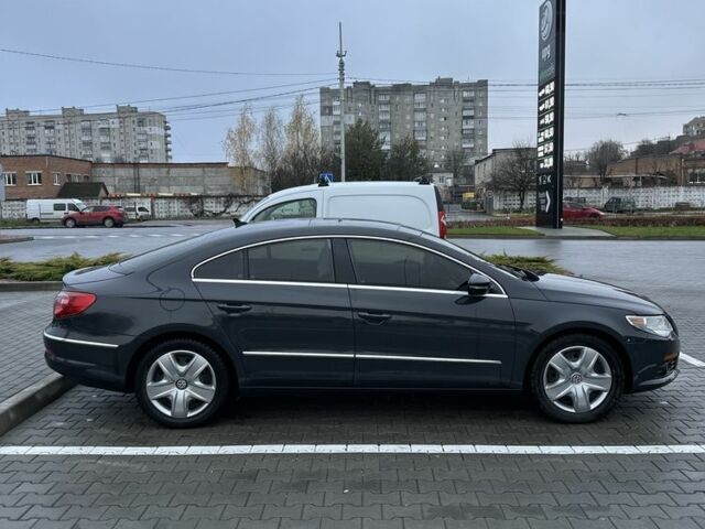 Серый Фольксваген Пассат СС, объемом двигателя 2 л и пробегом 178 тыс. км за 9900 $, фото 4 на Automoto.ua