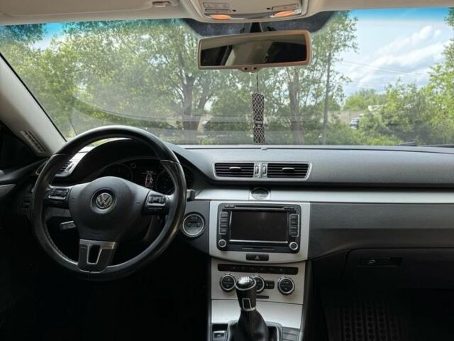 Сірий Фольксваген Пассат СС, об'ємом двигуна 2 л та пробігом 225 тис. км за 11999 $, фото 11 на Automoto.ua