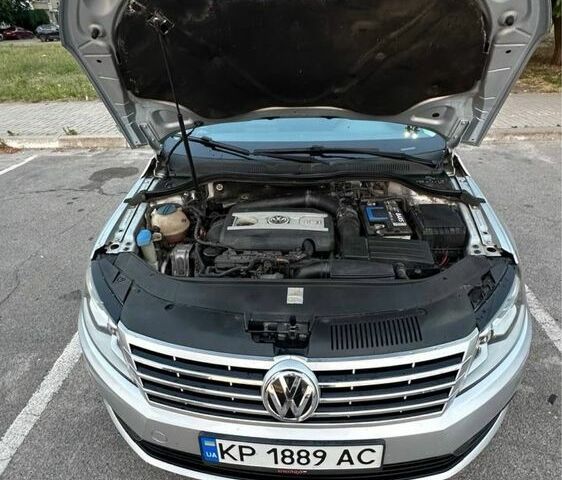 Серый Фольксваген Пассат СС, объемом двигателя 2 л и пробегом 180 тыс. км за 10500 $, фото 8 на Automoto.ua