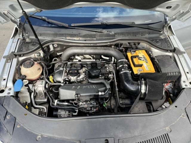 Серый Фольксваген Пассат СС, объемом двигателя 2 л и пробегом 67 тыс. км за 13499 $, фото 6 на Automoto.ua