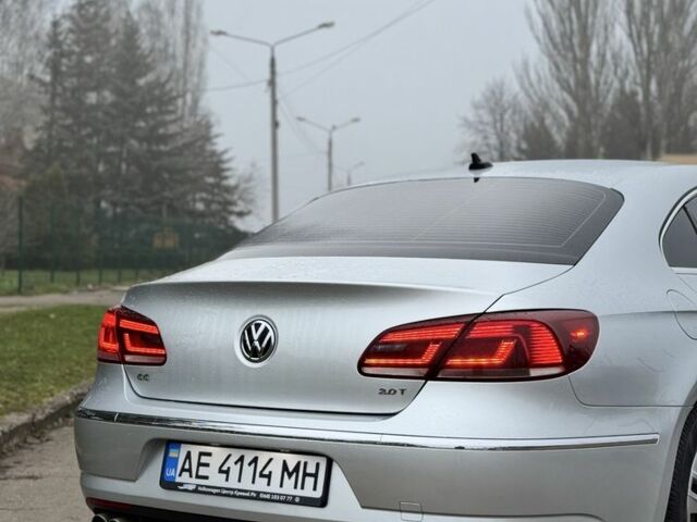 Серый Фольксваген Пассат СС, объемом двигателя 2 л и пробегом 119 тыс. км за 11200 $, фото 4 на Automoto.ua