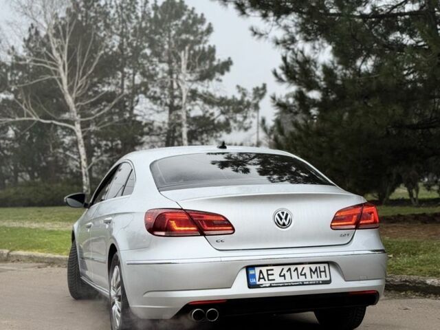 Серый Фольксваген Пассат СС, объемом двигателя 2 л и пробегом 119 тыс. км за 11200 $, фото 6 на Automoto.ua