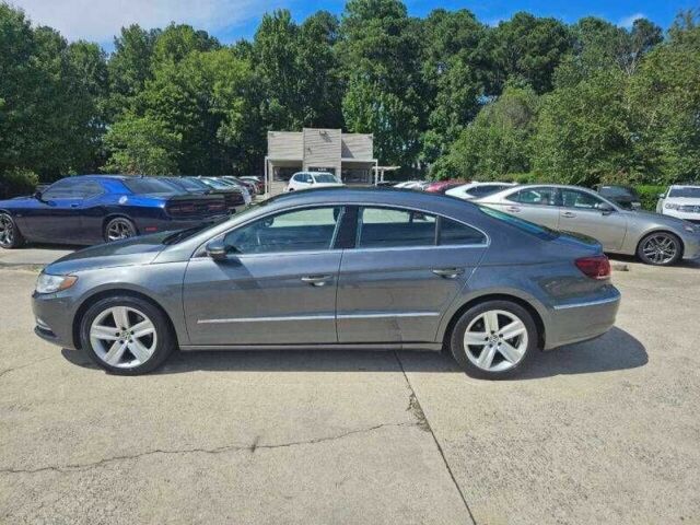 Серый Фольксваген Пассат СС, объемом двигателя 2 л и пробегом 66 тыс. км за 2500 $, фото 1 на Automoto.ua