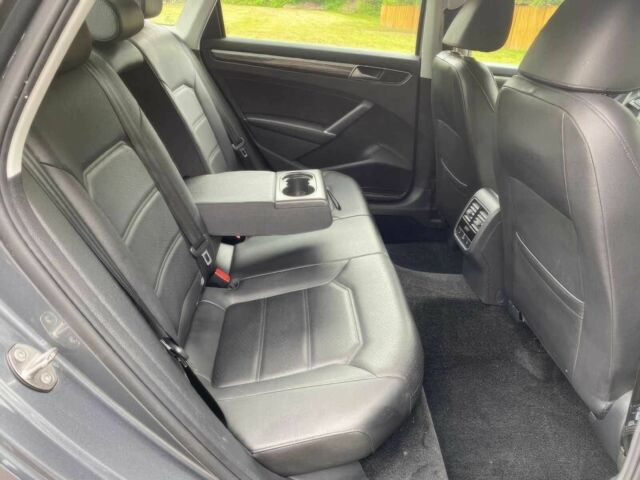 Сірий Фольксваген Пассат СС, об'ємом двигуна 2 л та пробігом 38 тис. км за 12100 $, фото 12 на Automoto.ua