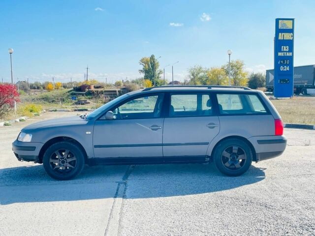 Серый Фольксваген Пассат СС, объемом двигателя 0 л и пробегом 430 тыс. км за 1899 $, фото 2 на Automoto.ua