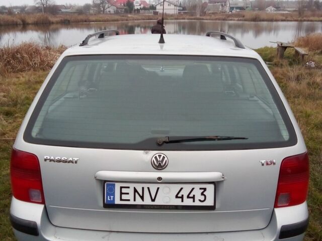 Серый Фольксваген Пассат СС, объемом двигателя 2 л и пробегом 366 тыс. км за 3600 $, фото 1 на Automoto.ua