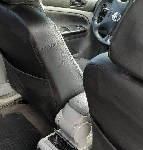 Серый Фольксваген Пассат СС, объемом двигателя 1.8 л и пробегом 385 тыс. км за 3500 $, фото 6 на Automoto.ua