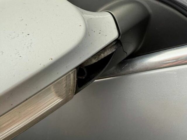 Серый Фольксваген Пассат СС, объемом двигателя 1.9 л и пробегом 477 тыс. км за 5200 $, фото 9 на Automoto.ua