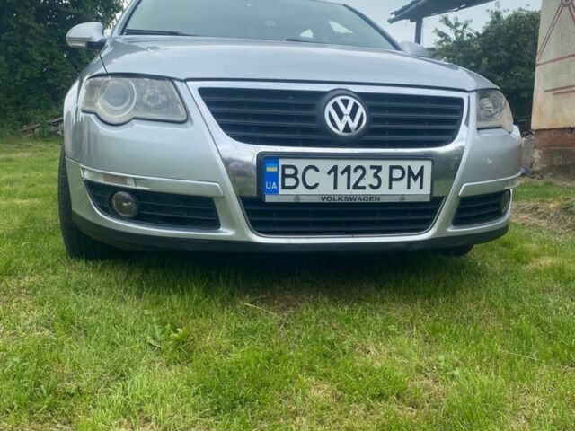 Серый Фольксваген Пассат СС, объемом двигателя 1.9 л и пробегом 477 тыс. км за 5200 $, фото 12 на Automoto.ua