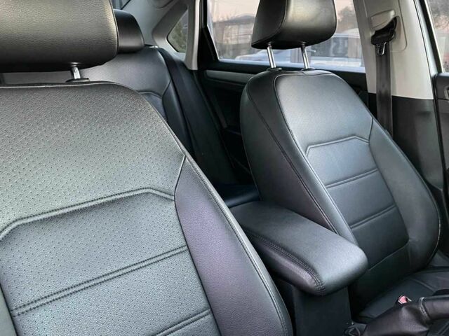 Серый Фольксваген Пассат СС, объемом двигателя 2 л и пробегом 210 тыс. км за 10300 $, фото 21 на Automoto.ua