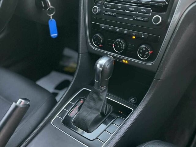 Серый Фольксваген Пассат СС, объемом двигателя 2 л и пробегом 210 тыс. км за 10300 $, фото 14 на Automoto.ua