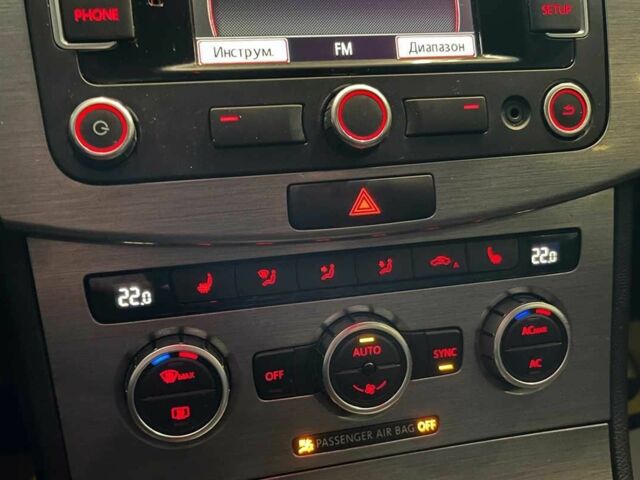 Серый Фольксваген Пассат СС, объемом двигателя 1.6 л и пробегом 281 тыс. км за 9700 $, фото 14 на Automoto.ua