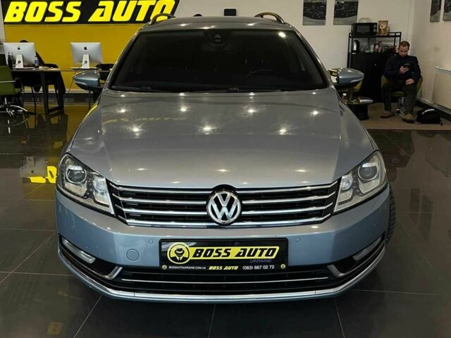 Серый Фольксваген Пассат СС, объемом двигателя 1.6 л и пробегом 281 тыс. км за 9700 $, фото 1 на Automoto.ua