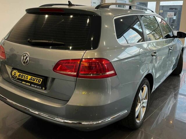 Серый Фольксваген Пассат СС, объемом двигателя 1.6 л и пробегом 281 тыс. км за 9700 $, фото 6 на Automoto.ua