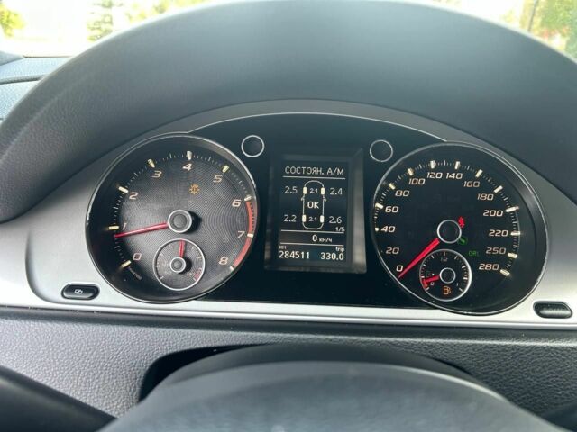 Синий Фольксваген Пассат СС, объемом двигателя 2 л и пробегом 285 тыс. км за 8500 $, фото 7 на Automoto.ua