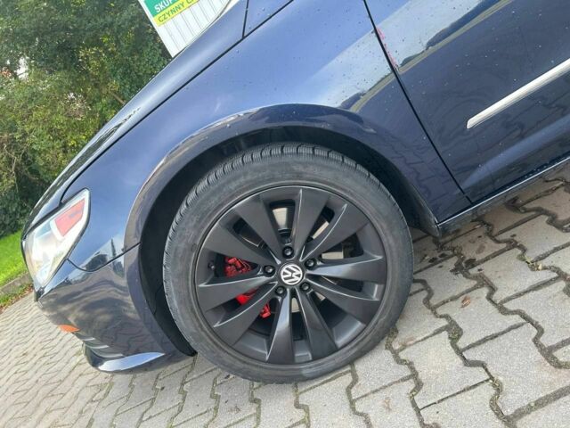 Синий Фольксваген Пассат СС, объемом двигателя 2 л и пробегом 285 тыс. км за 8500 $, фото 1 на Automoto.ua