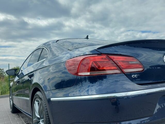 Синий Фольксваген Пассат СС, объемом двигателя 2 л и пробегом 140 тыс. км за 11500 $, фото 2 на Automoto.ua