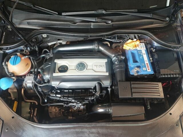 Синий Фольксваген Пассат СС, объемом двигателя 2 л и пробегом 110 тыс. км за 11000 $, фото 11 на Automoto.ua