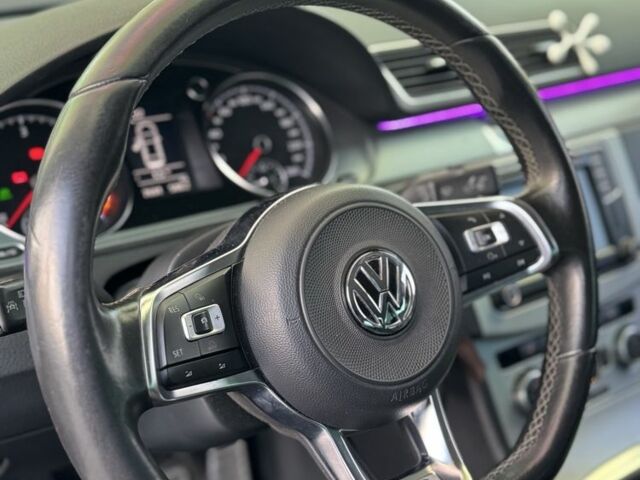 Синий Фольксваген Пассат СС, объемом двигателя 2 л и пробегом 267 тыс. км за 13500 $, фото 16 на Automoto.ua