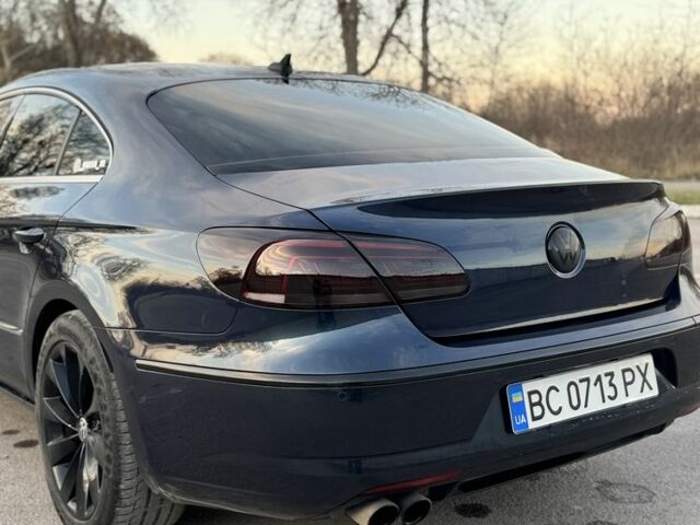 Синий Фольксваген Пассат СС, объемом двигателя 2 л и пробегом 267 тыс. км за 13500 $, фото 6 на Automoto.ua