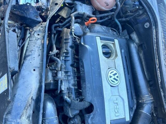 Синий Фольксваген Пассат СС, объемом двигателя 1.8 л и пробегом 219 тыс. км за 4500 $, фото 1 на Automoto.ua