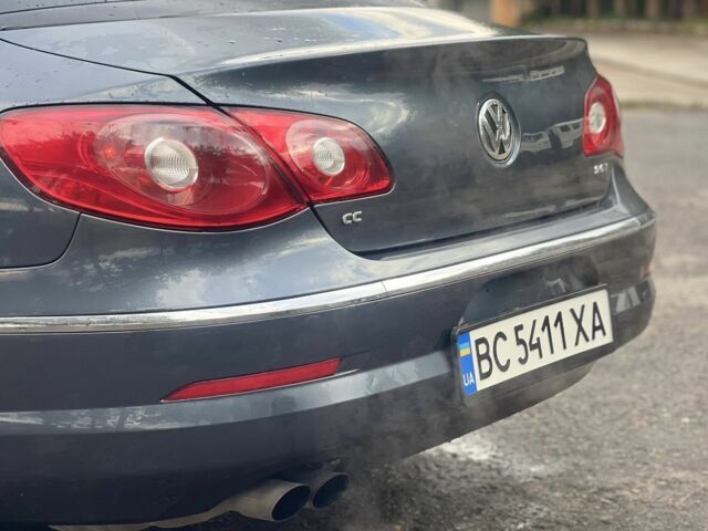 Синий Фольксваген Пассат СС, объемом двигателя 2 л и пробегом 250 тыс. км за 7200 $, фото 5 на Automoto.ua